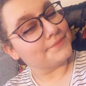 Meet your Posher, Erika